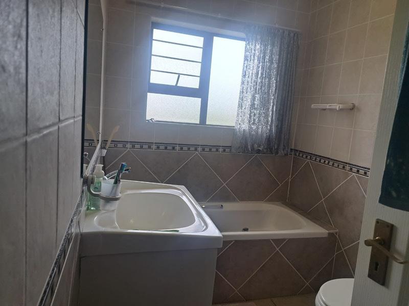 3 Bedroom Property for Sale in Heather Park Western Cape